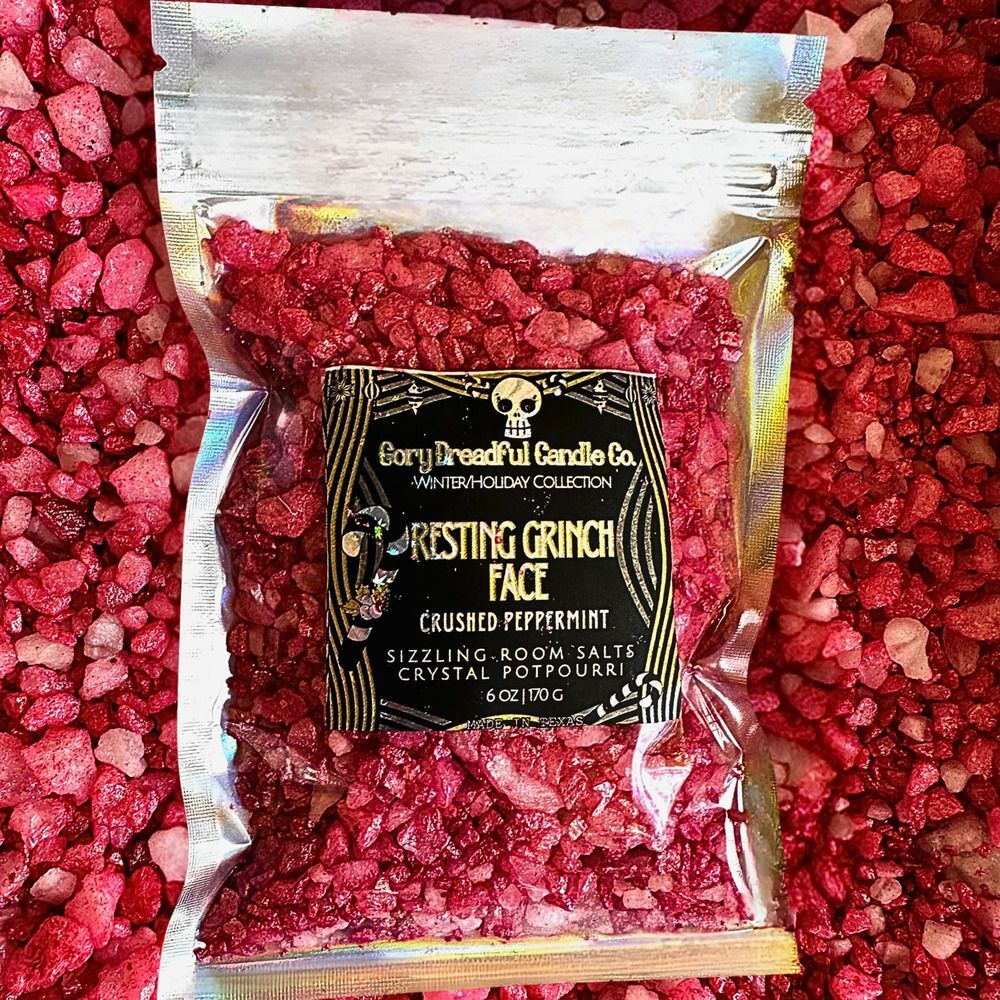 Resting Grinchface Sizzling Room Salt Crystal Potpourri: Crushed Peppermint